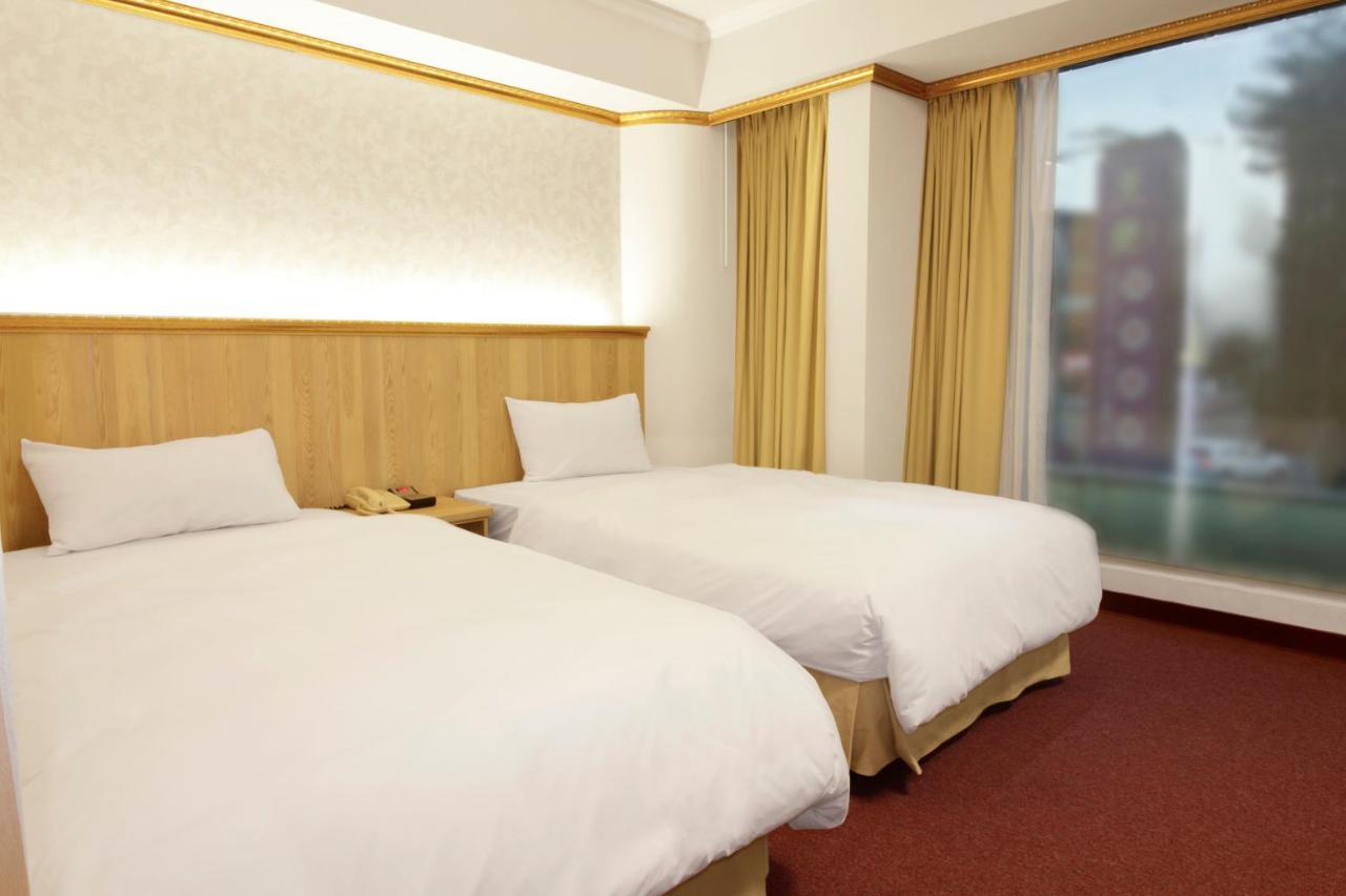 Hotel Avenue Hsinchu City Exterior photo