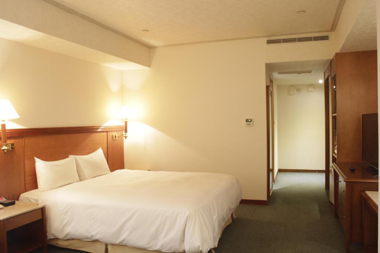 Hotel Avenue Hsinchu City Exterior photo