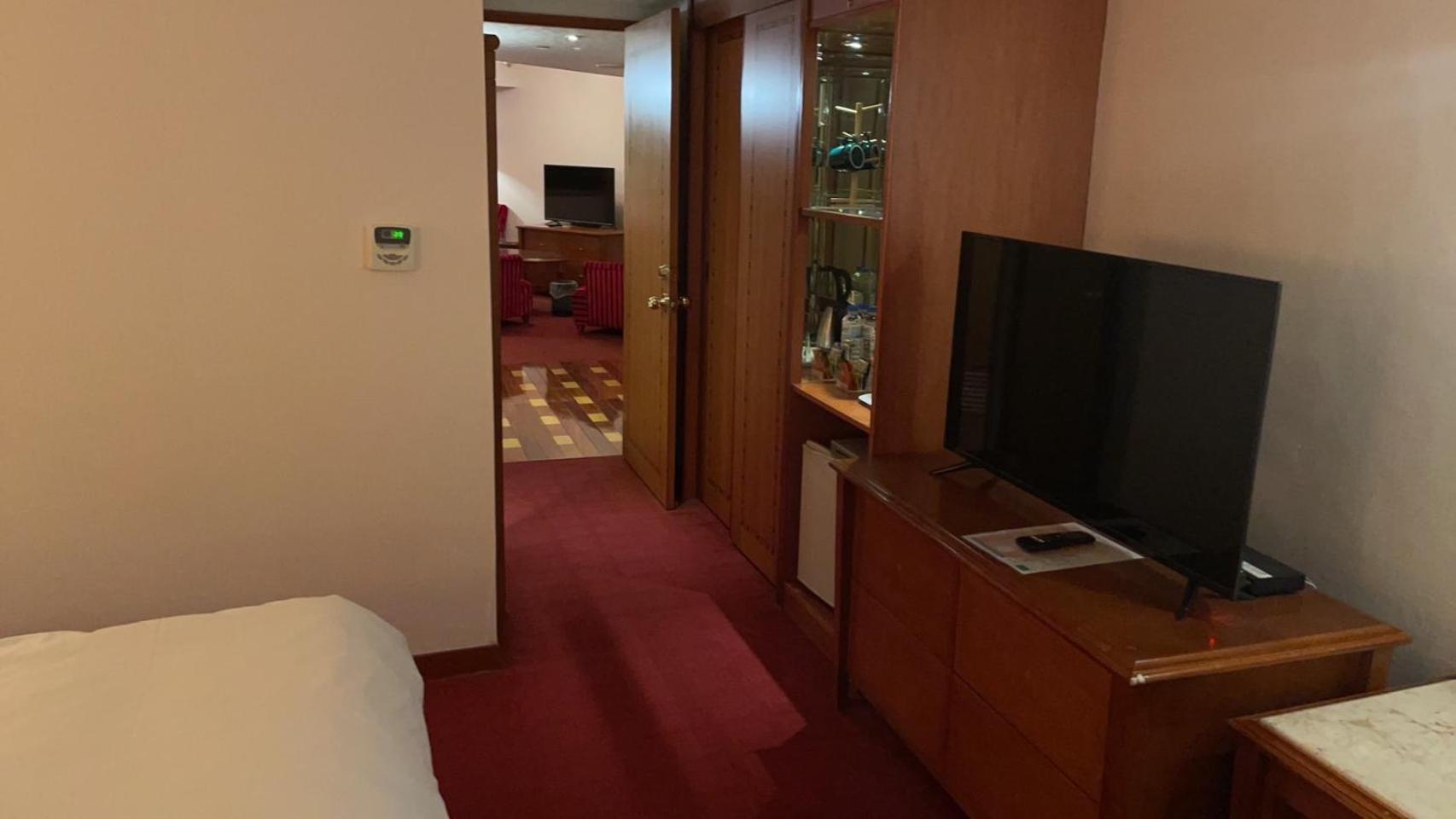 Hotel Avenue Hsinchu City Exterior photo